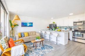 Remodeled 1BR Condo, Ocean Views with Free Parking!